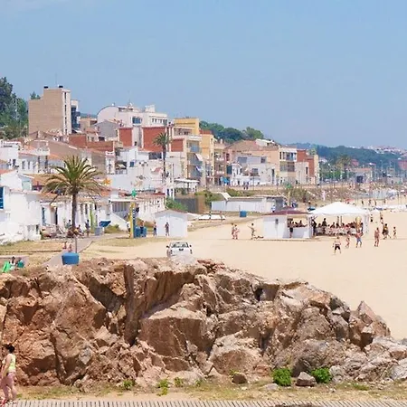 Mia Beach-city * Montgat