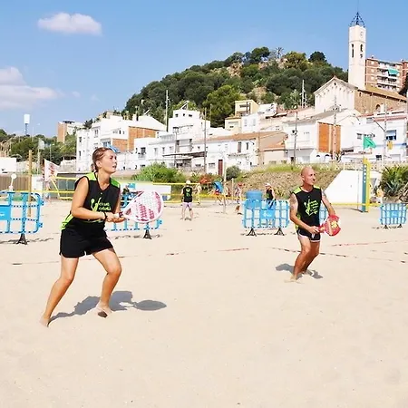 Mia Beach-city * Montgat